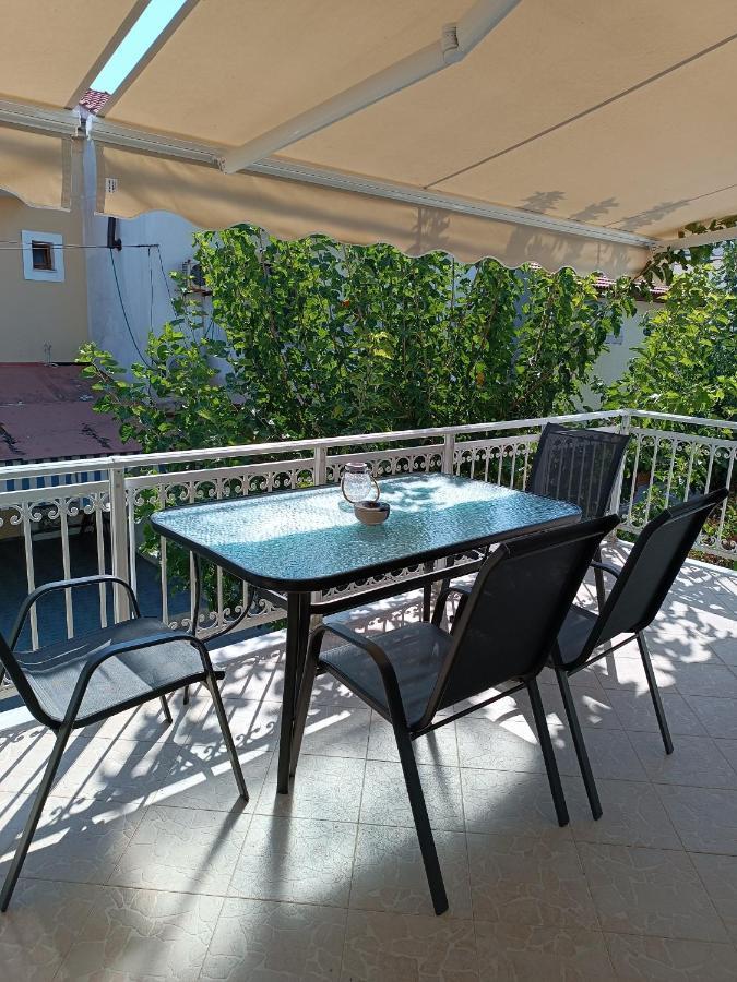 Alpha Apartment, Ireon Samos ภายนอก รูปภาพ